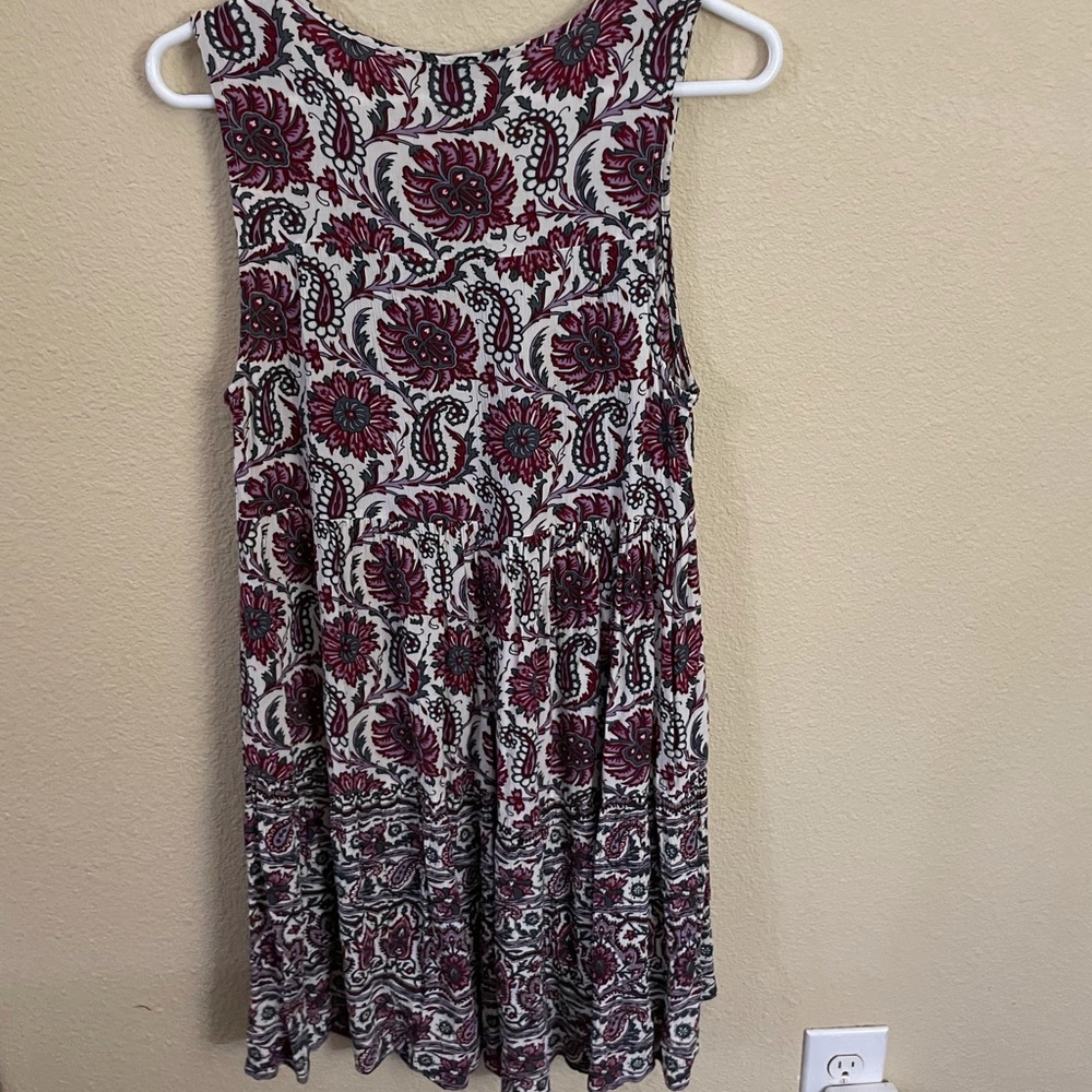Patterned Dress - Picture 3 of 3